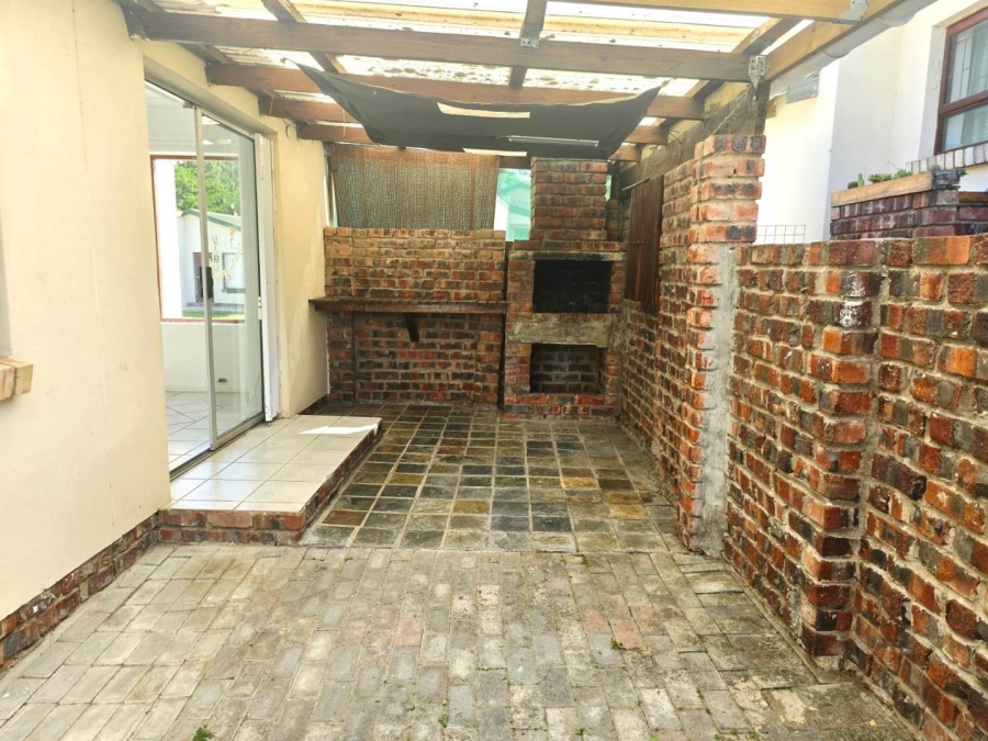 To Let 2 Bedroom Property for Rent in Kabega Park Eastern Cape